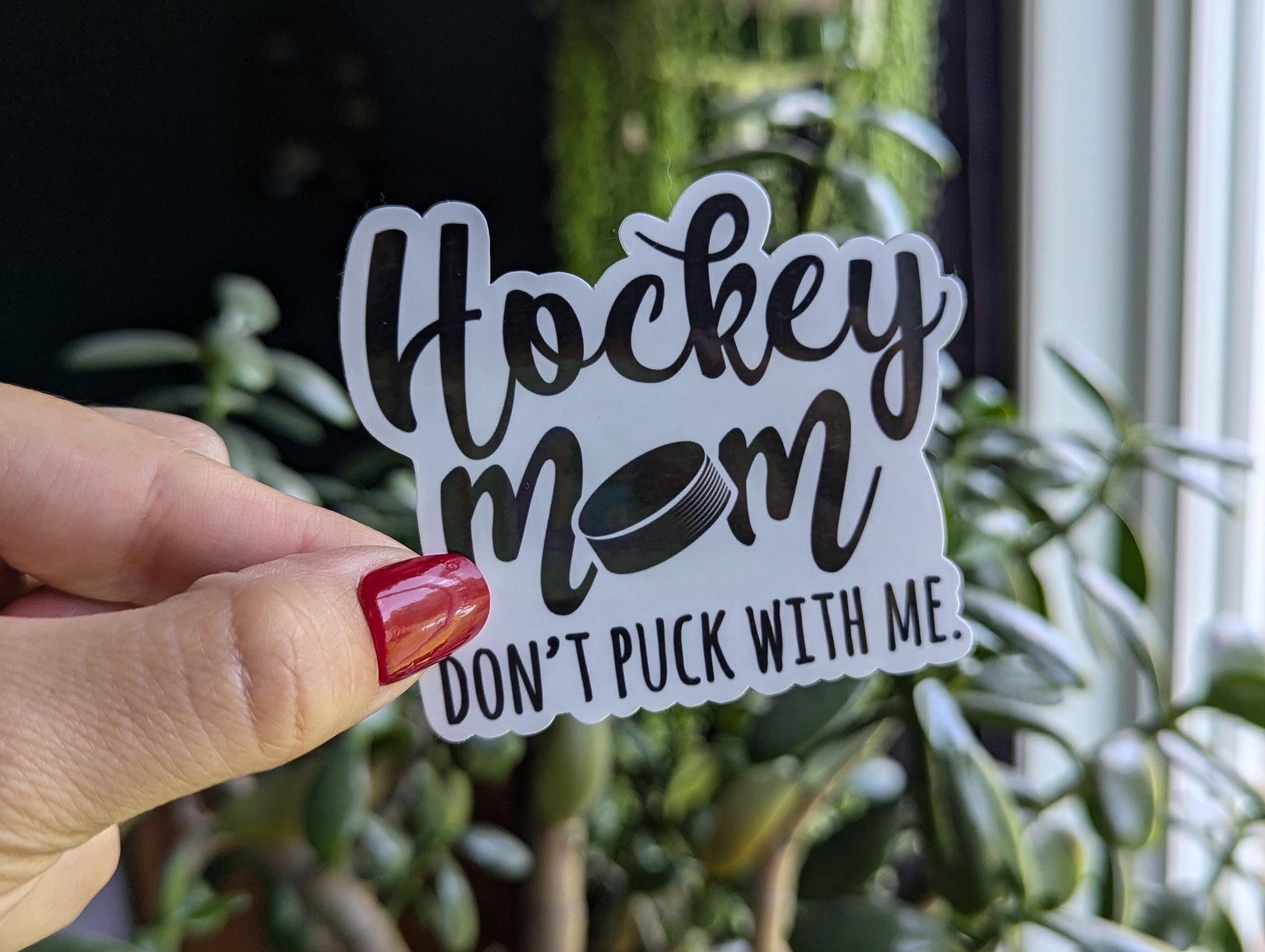 Hockey mom don't puck with me sticker for coffee cup, hockey sticker for water bottle, winter sticker for mom, ice rink mom, hockey gift for